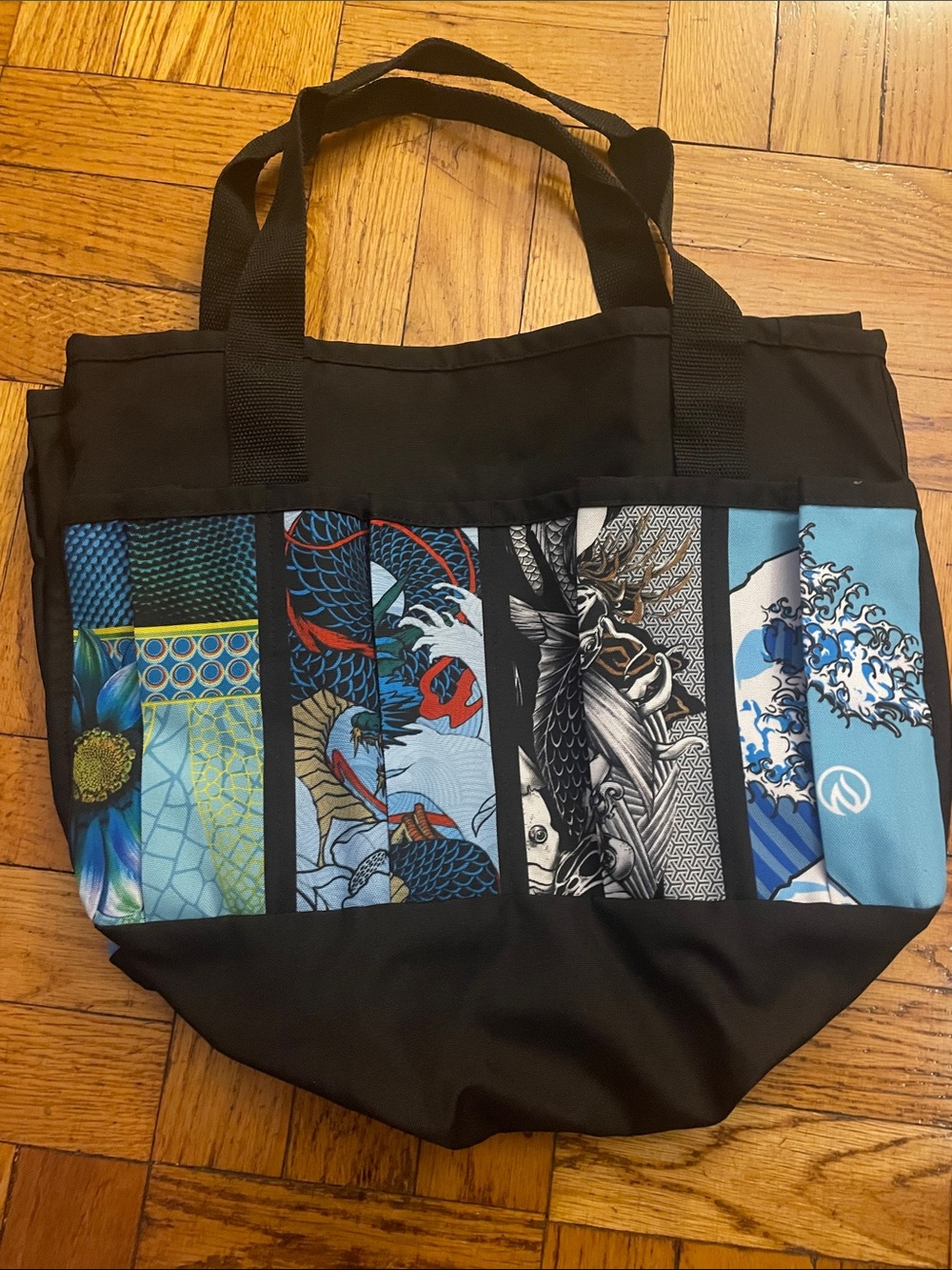 Inknburn Tote! Brand new! 14 pockets! - Picture 2 of 5